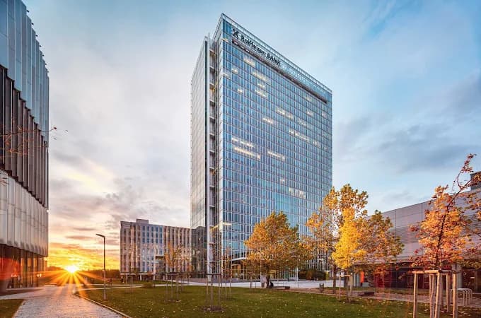 City Tower Praha — PEERS Czechia office building at Hvězdova 1716/2b, Praha 4